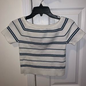 Short sleeve sweater shirt